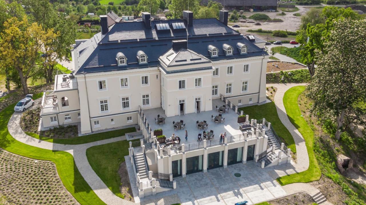 Palac Komierowo Sępólno Krajeńskie 외부 사진